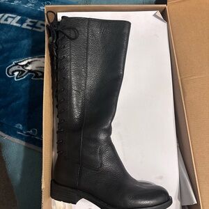 Sofft Black Lace-Up Leather Boots